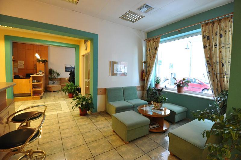 Hotel Avra Волос Екстериор снимка