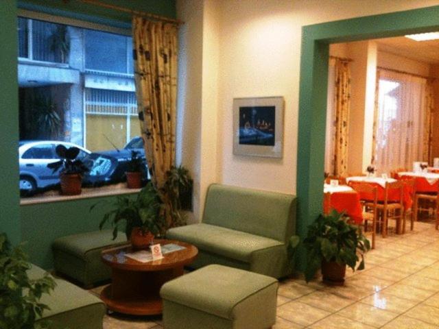 Hotel Avra Волос Екстериор снимка